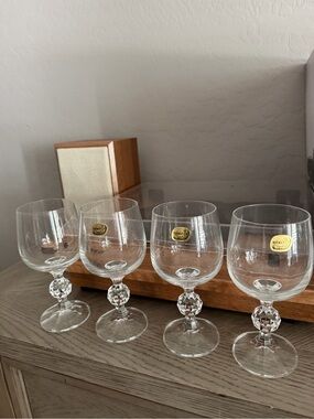 Cut Crystal Stem Wine Glasses - Clear (Set of 4)